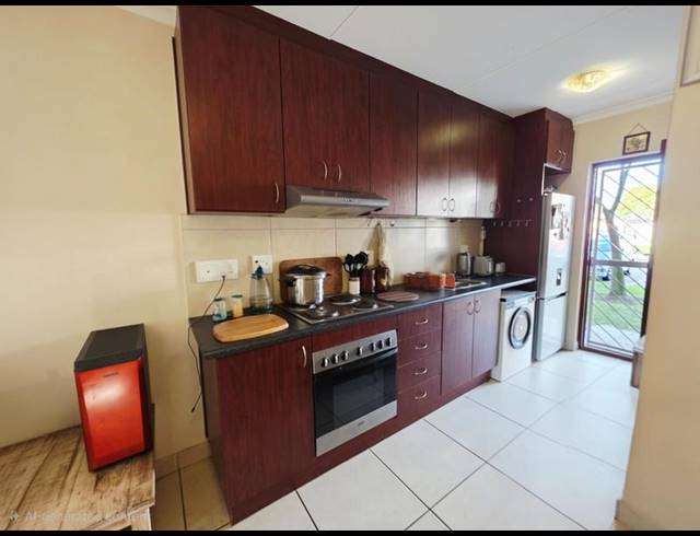 1 BEDROOM PROPERTY TO RENT IN BUH-REIN